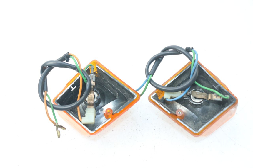 photo de VORNE BLINKER PEUGEOT SX 80 (1986 - 1995) - Zoom auf Gebrauchszustand