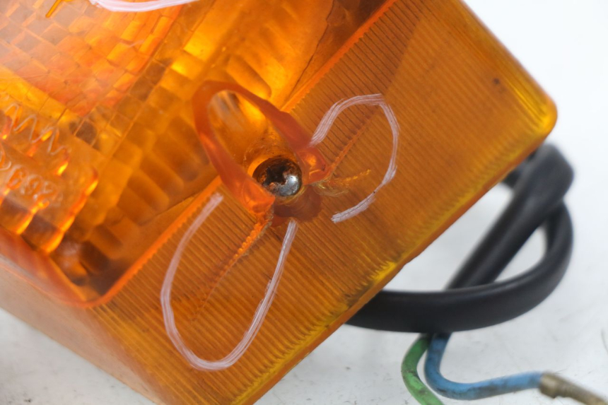 photo de VORNE BLINKER PEUGEOT SX 80 (1986 - 1995) - Details der Befestigungspunkte