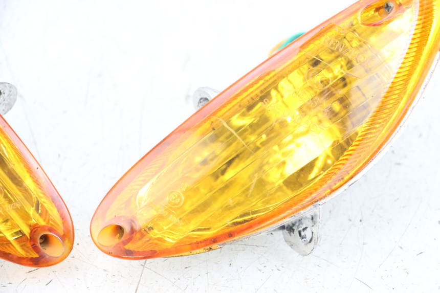 photo de VORNE BLINKER BAOTIAN TRAVEL SPIRIT 50 (2010 - 2012) - Geprüftes Gebrauchtteil