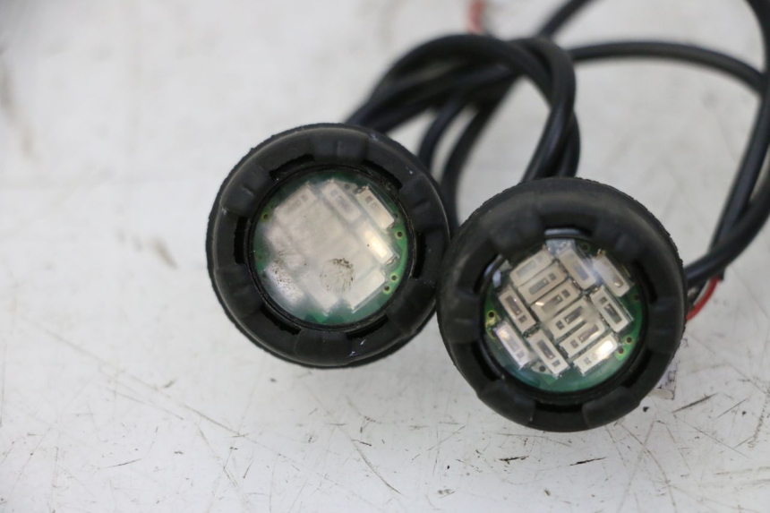 photo de VORNE BLINKER DUALTRON VICTOR LIMITED 1 - Detailansicht des Bauteils