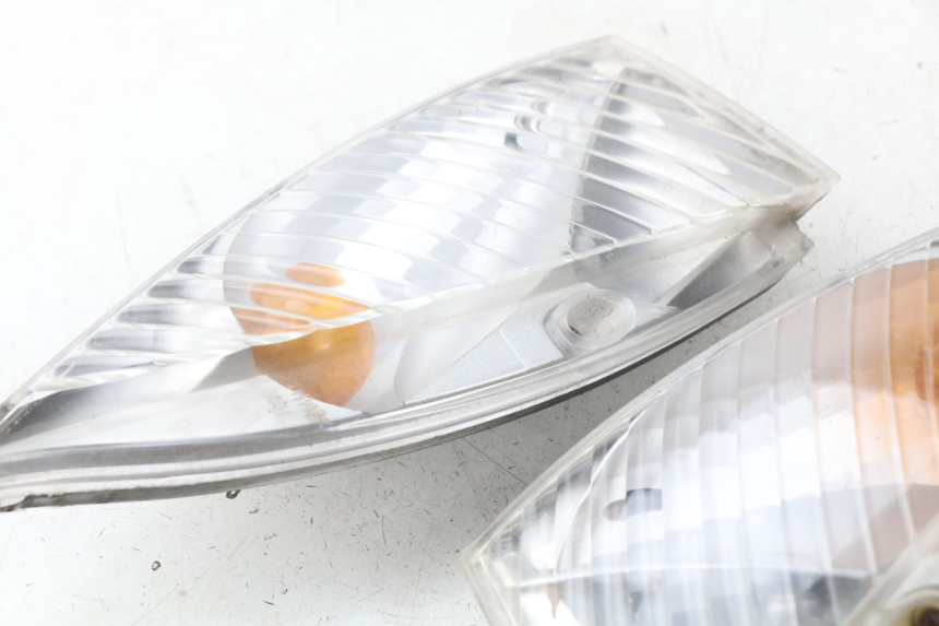 photo de VORNE BLINKER PEUGEOT VIVACITY 100 (1999 - 2008) - Alternative Perspektive