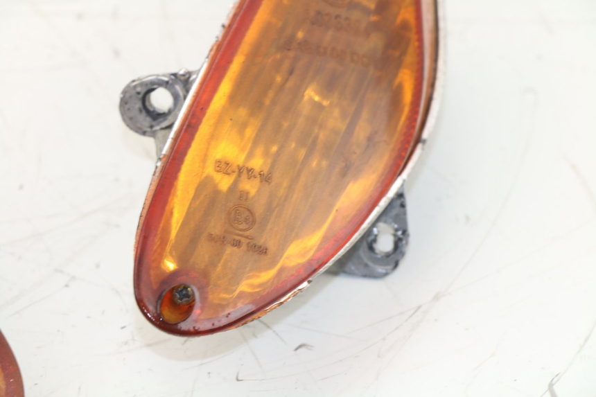 photo de VORNE BLINKER ROADSIGN WALLABY 50 (2009 - 2014) - Kennzeichnungen und Originalreferenzen