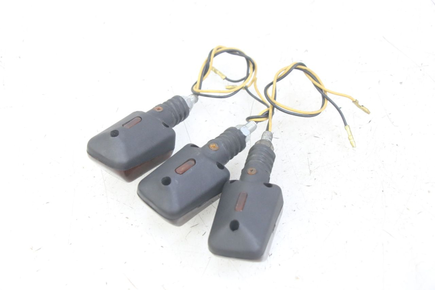 photo de VORNE BLINKER YAMAHA XJN DIVERSION 600 (2000 - 2003) - Alternative Perspektive