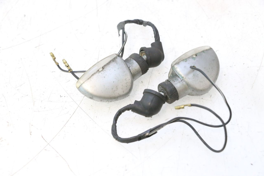 photo de VORNE BLINKER YAMAHA XJR 1300 (1998 - 2002) - Alternative Perspektive