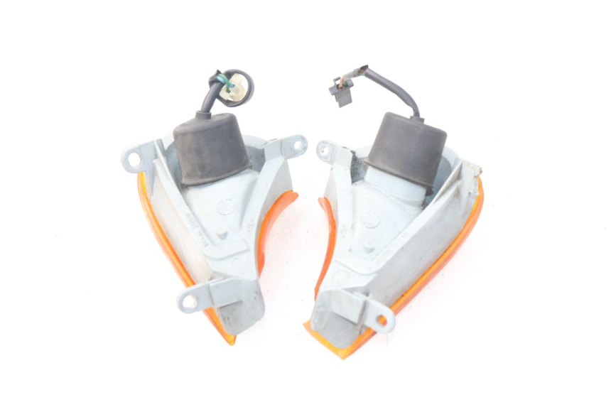 photo de VORNE BLINKER HONDA XLV VARADERO 125 (2000 - 2006) - Technische Nahaufnahme