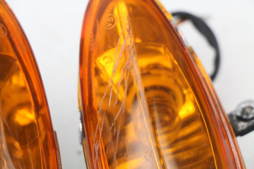 photo de VORNE BLINKER KINROAD XT T-8 125 (2006 - 2006) - Zoom auf Gebrauchszustand