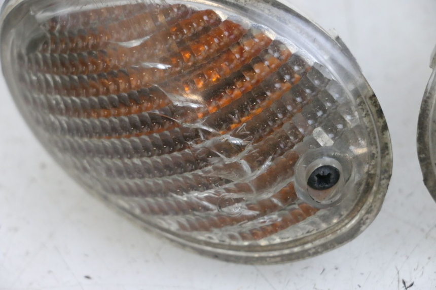 photo de VORNE BLINKER YAMAHA YN NEO'S 50 (1997 - 2004) - Details der Befestigungspunkte