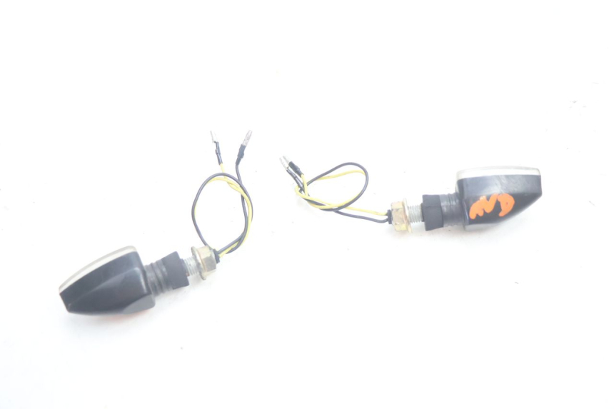 photo de VORNE BLINKER KAWASAKI ZX-6R ZX6R 600 (1995 - 1997) - Details der Befestigungspunkte