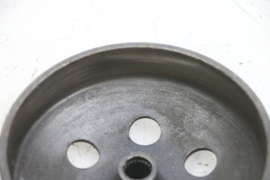 photo de KUPPLUNGSGLOCKE KYMCO AGILITY 16+ 4T 50 (2018 - 2023) - Zoom auf Gebrauchszustand