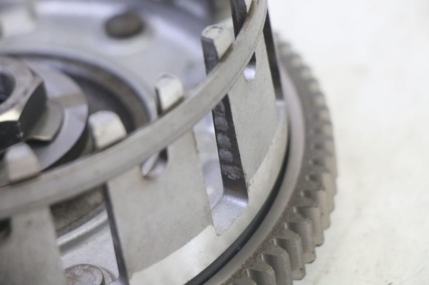 photo de KUPPLUNGSGLOCKE YAMAHA FZ6 N FAZER 600 (2004 - 2006) - Alternative Perspektive