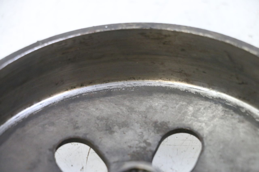 photo de KUPPLUNGSGLOCKE KYMCO GRAND DINK 125 (2002 - 2007) - Zoom auf Gebrauchszustand