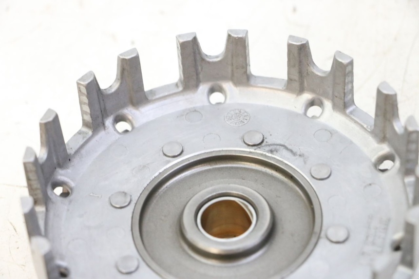 photo de KUPPLUNGSGLOCKE YAMAHA TZR 50 (2008 - 2016) - Detailansicht des Bauteils