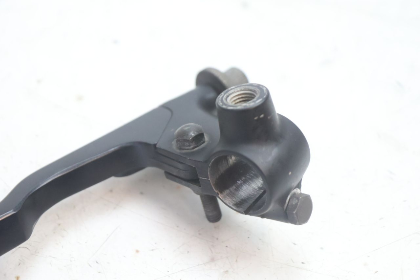 photo de KUPPLUNGSPUMPE SUZUKI DR S 600 (1985 - 1989) - Details der Befestigungspunkte