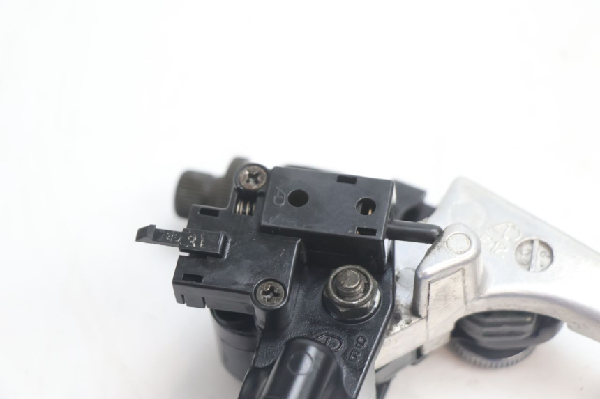 photo de KUPPLUNGSPUMPE KAWASAKI ER-6 ER6 N 650 (2005 - 2009) - Details der Befestigungspunkte