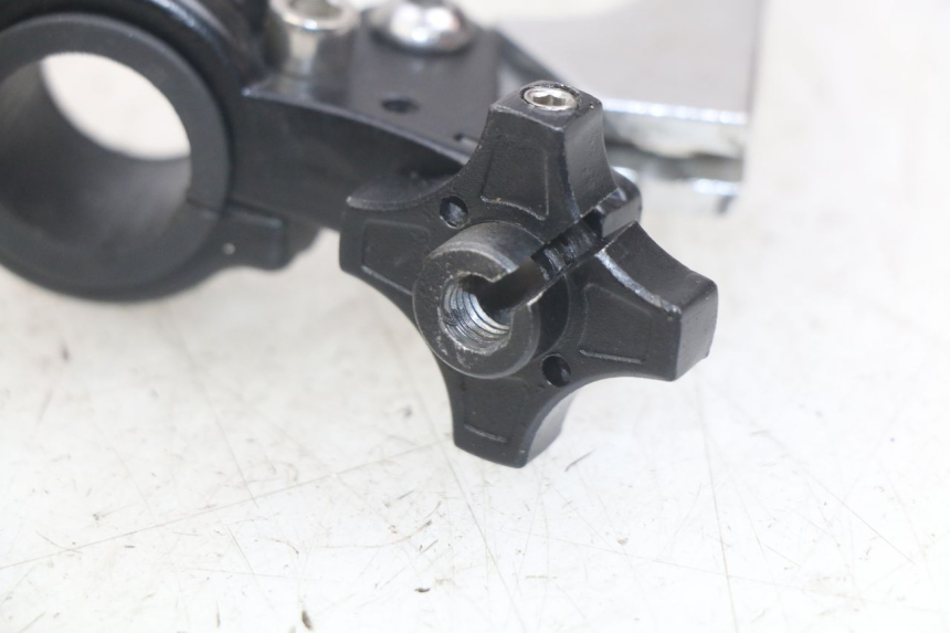 photo de KUPPLUNGSHEBEL APOLLO RFZ 150 - Detailansicht des Bauteils