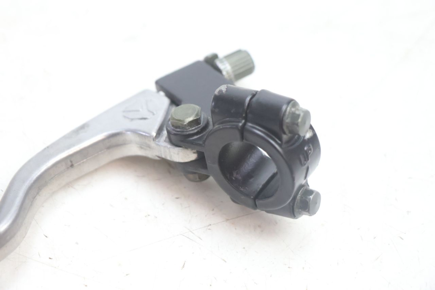 photo de KUPPLUNGSPUMPE APOLLO RFZ 125 - Technische Nahaufnahme