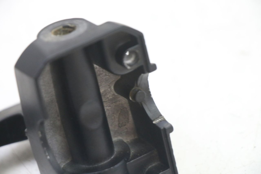 photo de LINKS BREMSE KUPPLUNG PEUGEOT KISBEE 4T 50 (2018 - 2022) - Technische Nahaufnahme