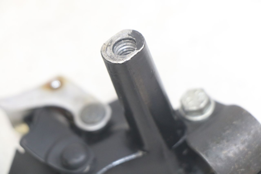 photo de LINKS BREMSHEBEL HONDA SCV LEAD 100 (2003 - 2007) - Detailansicht des Bauteils