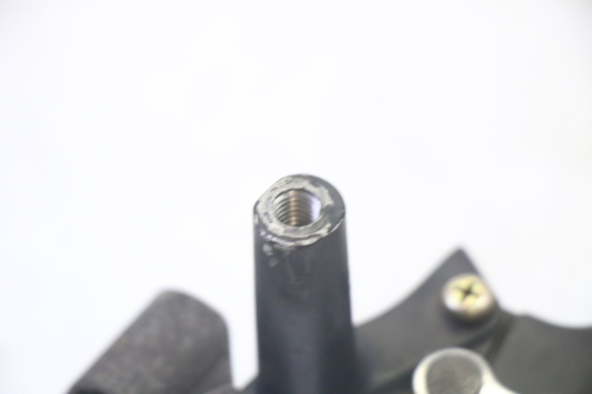 photo de LINKS BREMSHEBEL HONDA SCV LEAD 100 (2003 - 2007) - Technische Nahaufnahme