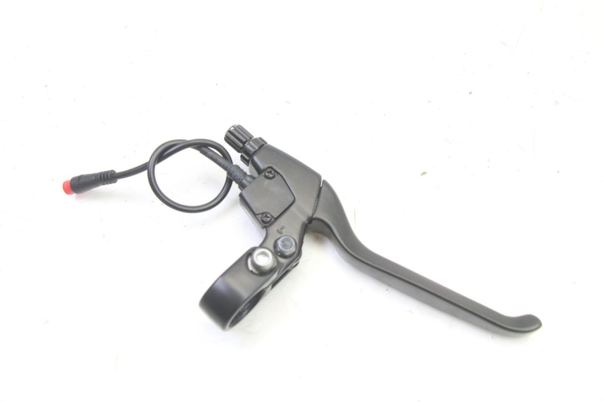 photo de LINKS BREMSHEBEL NAMI STELLAR 1 - Technische Nahaufnahme