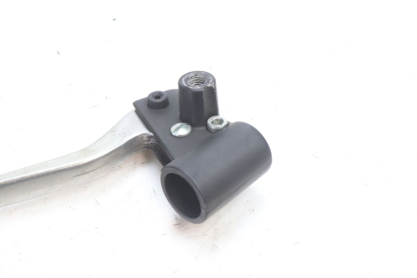 photo de BREMSARMATUR LINKS PIAGGIO VESPA S 2T 50 (2007 - 2014) - Zoom auf Gebrauchszustand