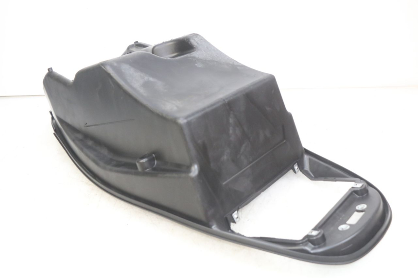 photo de SITZBANKABDECKUNG KYMCO AGILITY 16+ 4T 50 (2018 - 2023) - Alternative Perspektive