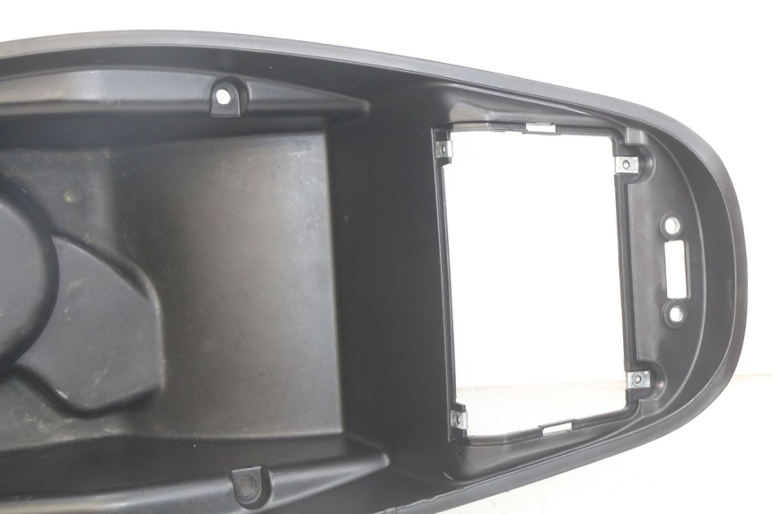 photo de SITZBANKABDECKUNG KYMCO AGILITY 16+ 4T 50 (2018 - 2023) - Gesamtansicht des Produkts