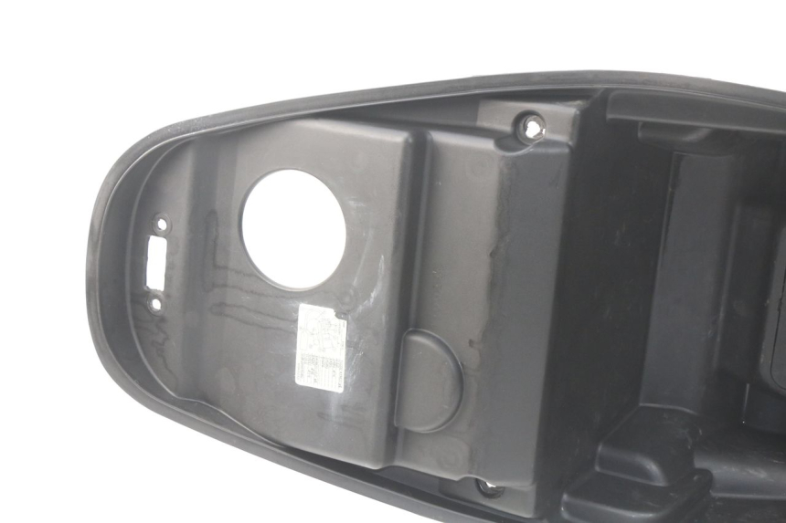 photo de HELMFACH KYMCO AGILITY CITY 4T 50 (2008 - 2016) - Details der Befestigungspunkte