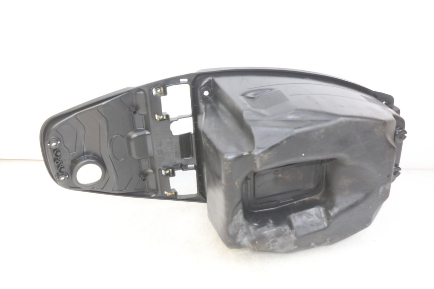 photo de SITZBANKABDECKUNG KYMCO AGILITY RS 4T 50 (2009 - 2013) - Alternative Perspektive