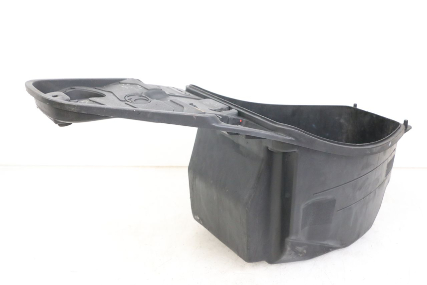 photo de SITZBANKABDECKUNG KYMCO AGILITY RS 4T 50 (2009 - 2013) - Technische Nahaufnahme