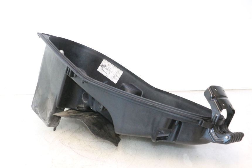 photo de HELMFACH APRILIA ATLANTIC S 125 (2010 - 2013) - Alternative Perspektive