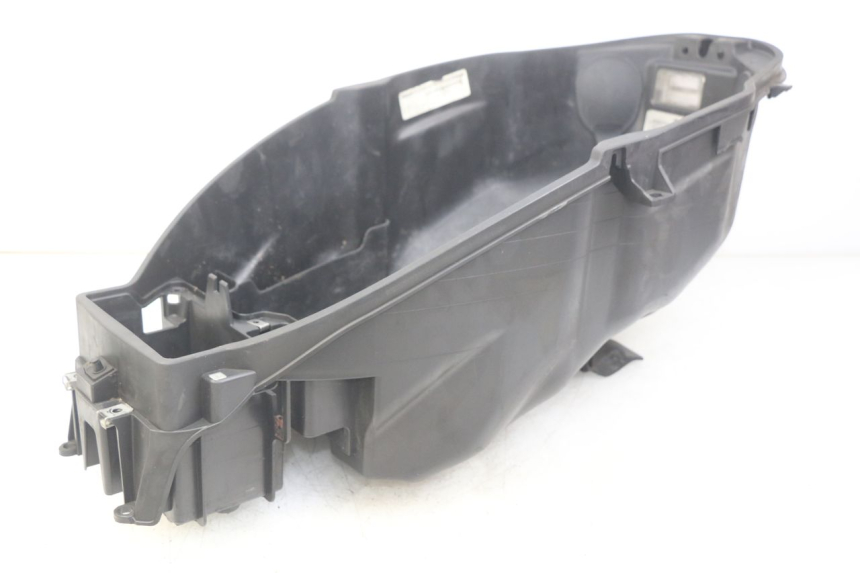 photo de SITZBANKABDECKUNG PIAGGIO BEVERLY 125 (2010 - 2015) - Alternative Perspektive