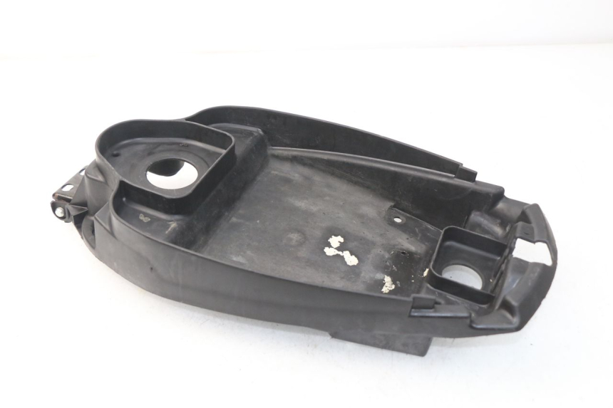 photo de SITZBANKABDECKUNG MBK BOOSTER SPIRIT NAKED 50 (2004 - 2017) - Technische Nahaufnahme