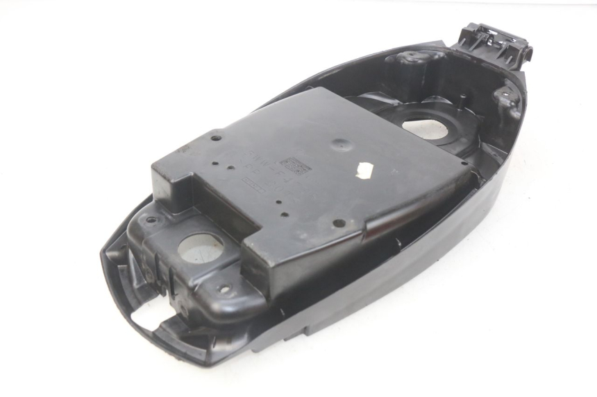 photo de SITZBANKABDECKUNG MBK BOOSTER SPIRIT NAKED 50 (2004 - 2017) - Alternative Perspektive