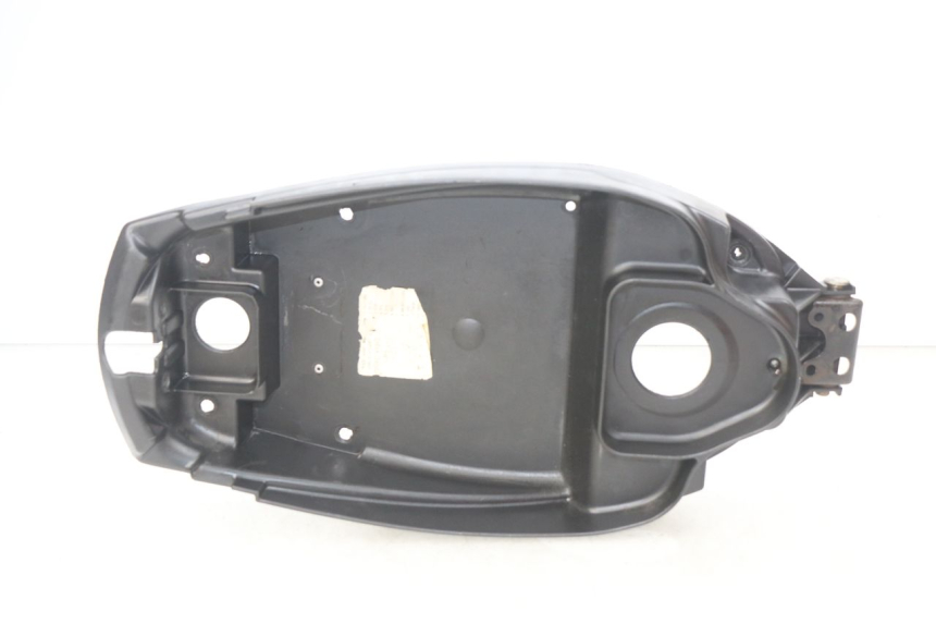 photo de SITZBANKABDECKUNG MBK BOOSTER SPIRIT NAKED 50 (2004 - 2017) - Detailansicht des Bauteils