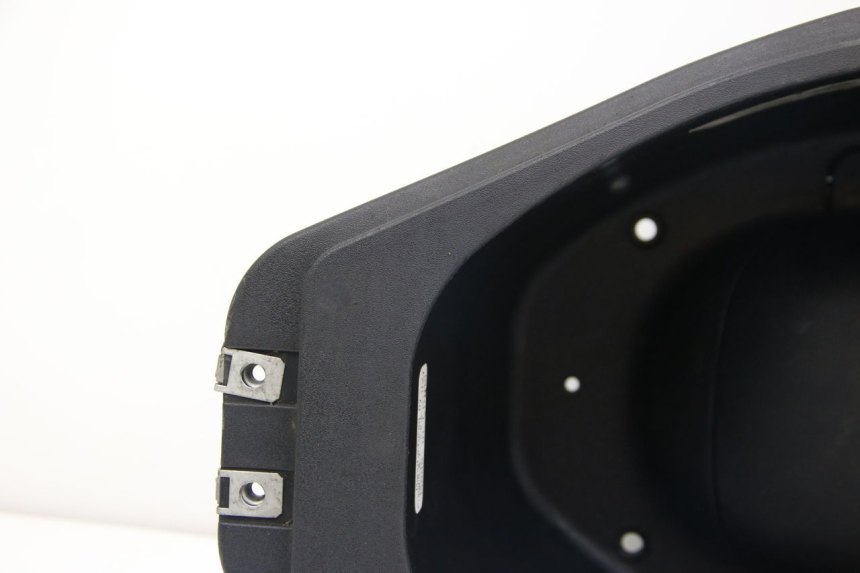 photo de SITZBANKABDECKUNG DERBI BOULEVARD 50 (2009 - 2006) - Weitere Ansicht des Artikels