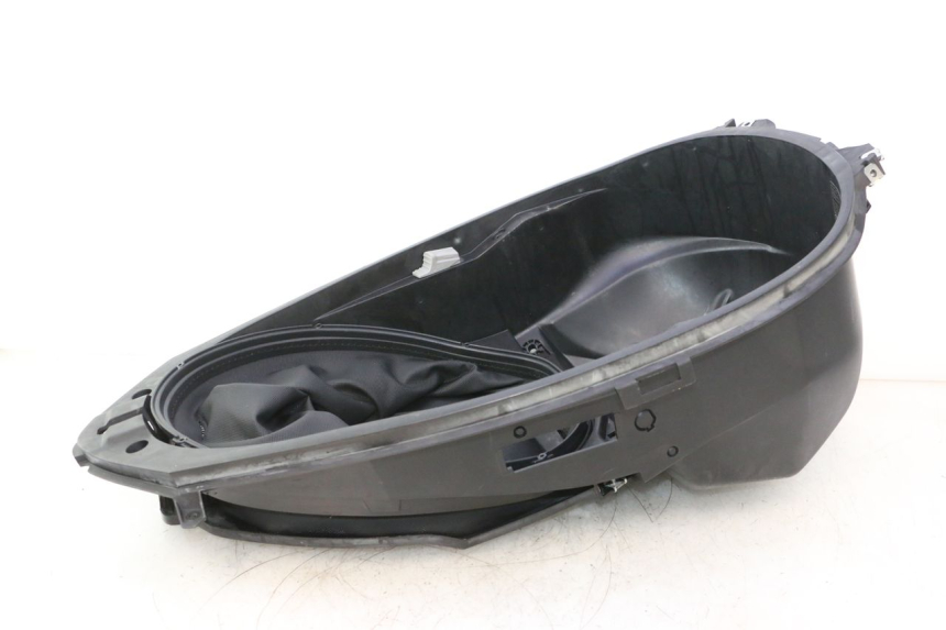 photo de HELMFACH BMW C SPORT 650 (2015 - 2021) - Hochauflösende Nahaufnahme
