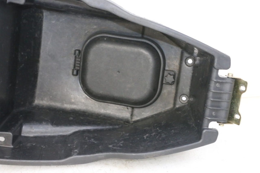 photo de HELMFACH ORCAL CAVARO 4T 50 (2019 - 2023) - Oberflächenzustand und Material