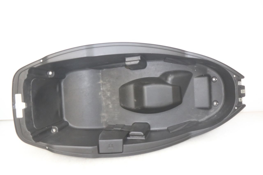 photo de SITZBANKABDECKUNG PEUGEOT CITYSTAR 125 (2011 - 2017) - Hauptansicht