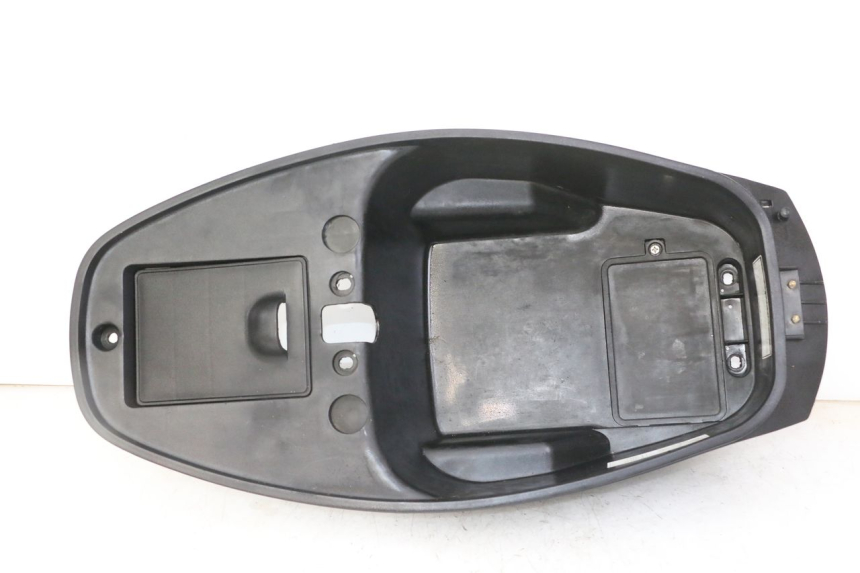 photo de HELMFACH DAELIM BESBI 125 (2007 - 2008) - Hauptansicht