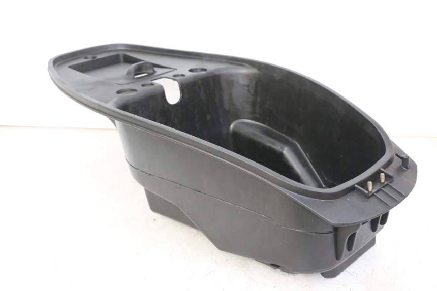 photo de HELMFACH DAELIM BESBI 125 (2007 - 2008) - Details der Befestigungspunkte