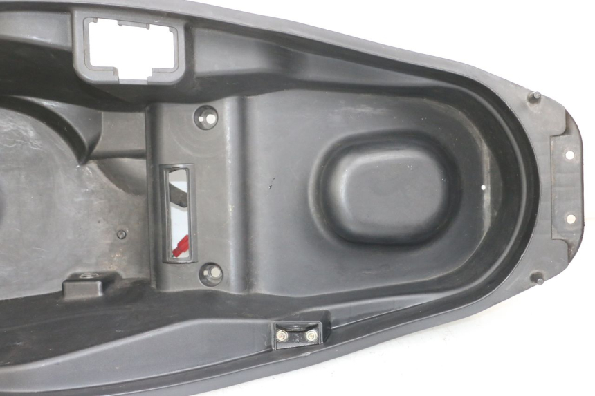 photo de HELMFACH KYMCO DINK STREET 125 (2009 - 2014) - Gesamtansicht des Produkts