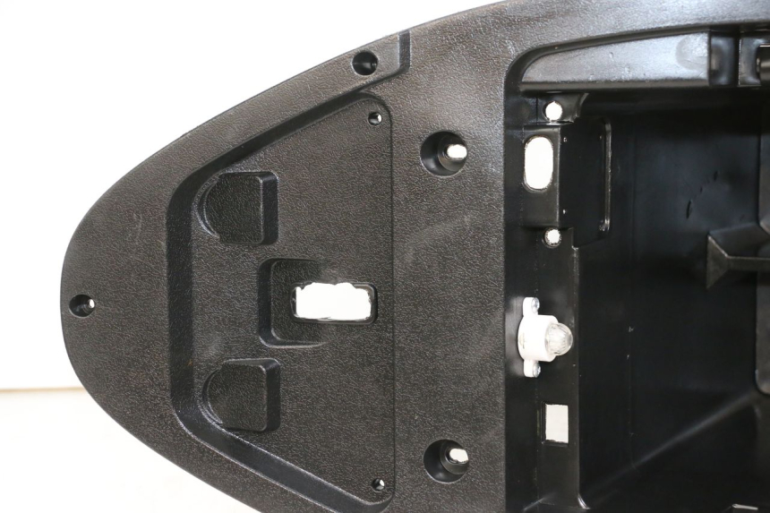 photo de HELMFACH WAYSCRAL E-START 1 (2018 - 2022) - Oberflächenzustand und Material