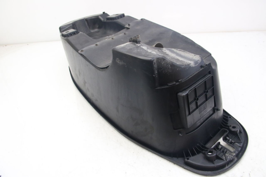 photo de SITZBANKABDECKUNG YAMAHA D'ELIGHT DELIGHT 125 (2017 - 2020) - Details der Befestigungspunkte