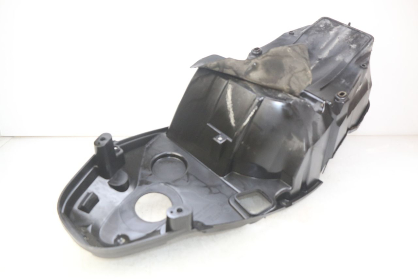 photo de SITZBANKABDECKUNG PEUGEOT ELYSEO 125 (1999 - 2004) - Detailansicht des Bauteils