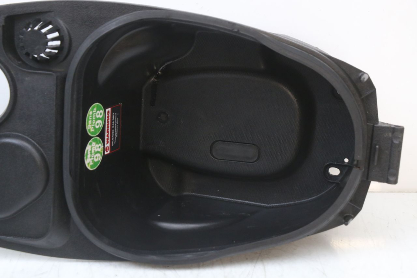 photo de SITZBANKABDECKUNG JM MOTORS EVOLIS 4T 50 (2018 - 2022) - Alternative Perspektive