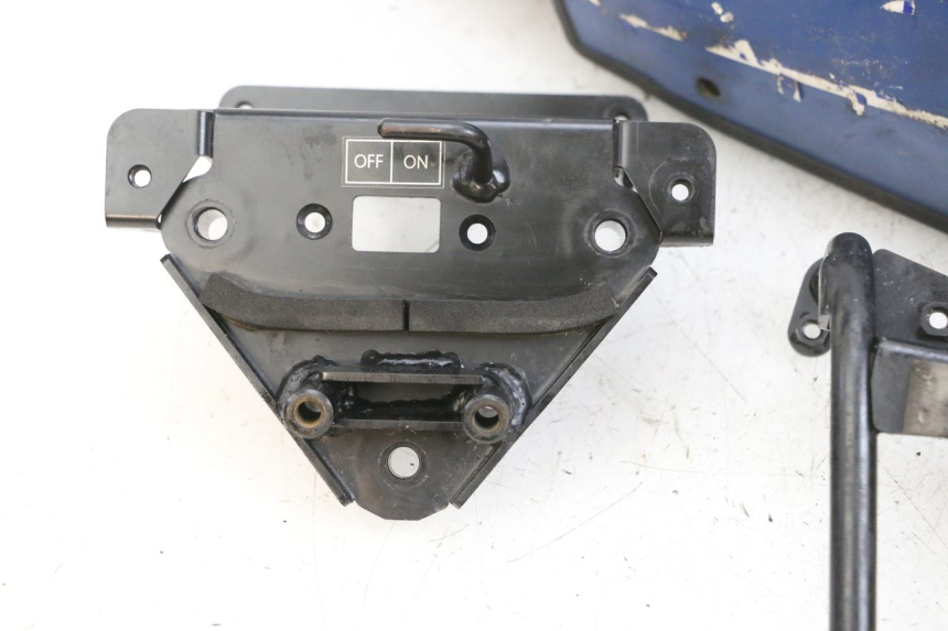 photo de SITZBANKABDECKUNG YAMAHA FJR ABS 1300 (2006 - 2012) - Fokus auf die Struktur