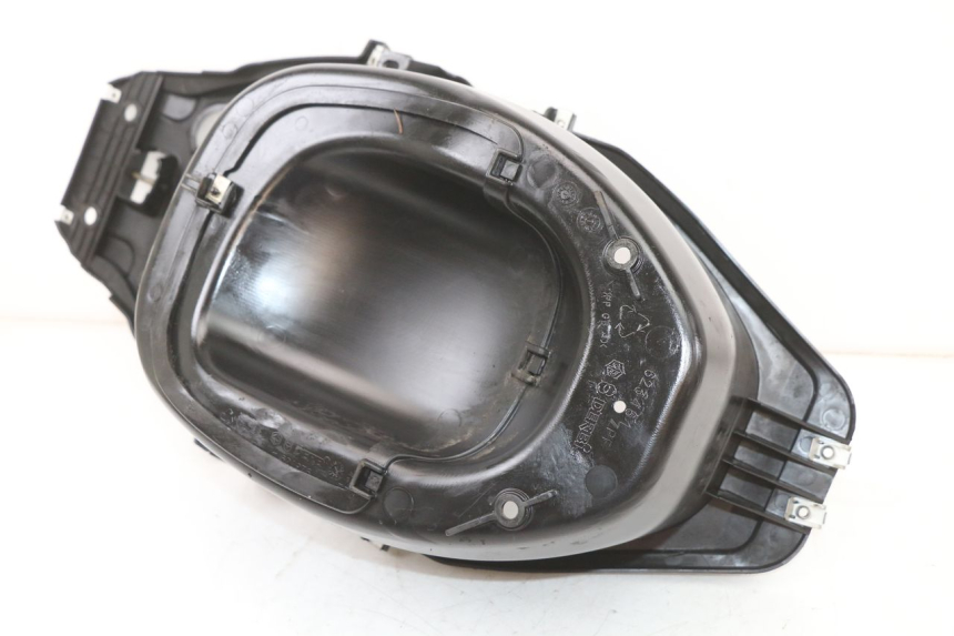 photo de HELMFACH PIAGGIO FLY 2T 50 (2004 - 2017) - Oberflächenzustand und Material