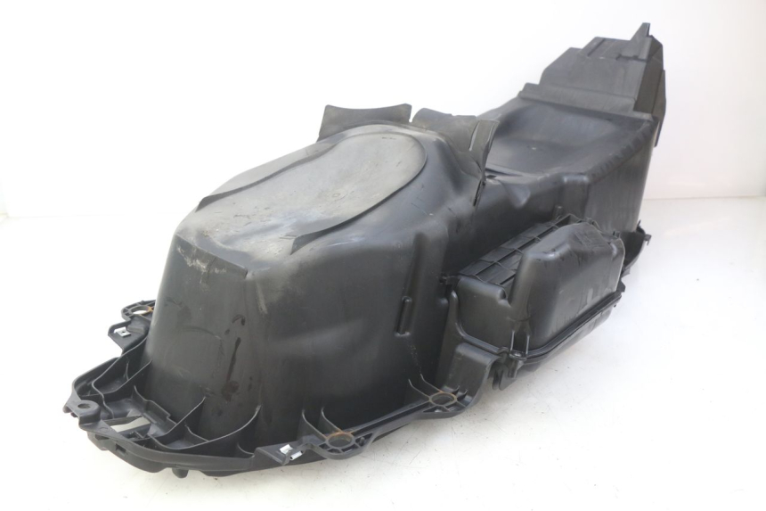 photo de SITZBANKABDECKUNG HONDA FORZA 125 (2015 - 2016) - Detailansicht des Bauteils