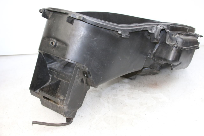 photo de SITZBANKABDECKUNG HONDA FORZA 125 (2015 - 2016) - Details der Befestigungspunkte